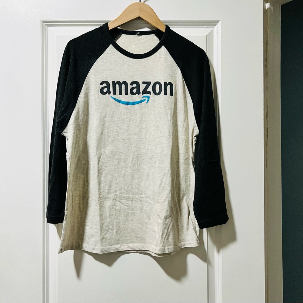 Amazon Unisex 3/4 Sleeve Black Trim/Cream  Amazon Logo Tee Size Large Shirt